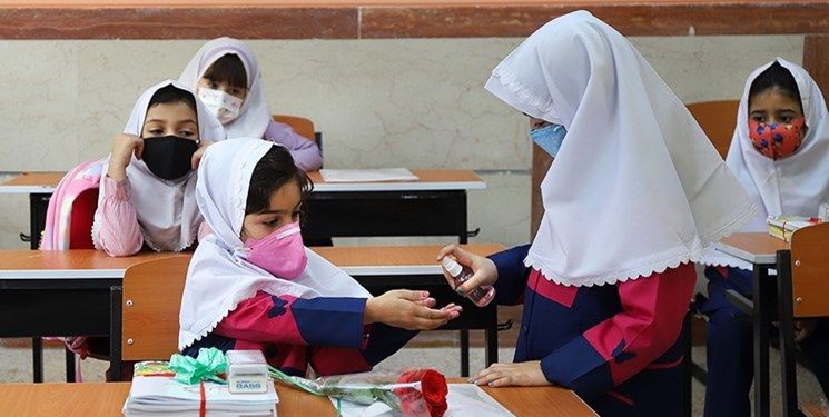 معاون وزیر آموزش و پرورش: آزمونهای پایان سال دانش آموزان حضوری است معاون وزیر آموزش و پرورش: آزمونهای پایان سال دانش آموزان حضوری است