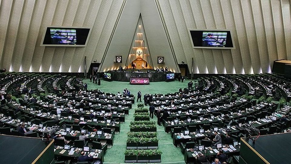 فشار از بهارستان، تغییر در پاستور فشار از بهارستان، تغییر در پاستور