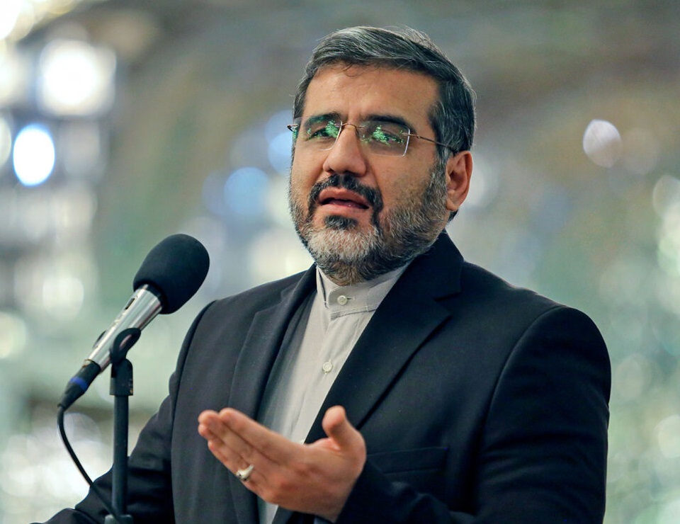 وزیر ارشاد درمورد سانسورها در شبکه نمایش خانگی: مشکل این است که مجوز میدهیم اما یک چیز دیگری ساخته میشود وزیر ارشاد درمورد سانسورها در شبکه نمایش خانگی: مشکل این است که مجوز میدهیم اما یک چیز دیگری ساخته میشود