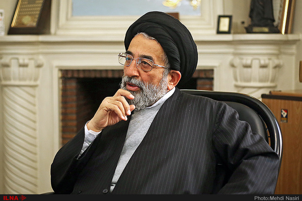 سختگیری در حوزههای اجتماعی، جامعه را دوقطبی میکند/ برخی احساس میکنند میدان برای عملی کردن تفکراتشان باز شده است سختگیری در حوزههای اجتماعی، جامعه را دوقطبی میکند/ برخی احساس میکنند میدان برای عملی کردن تفکراتشان باز شده است