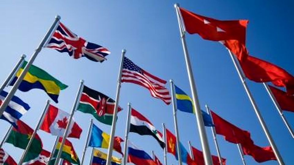 دیپلماسی آرمانگر یا واقعگرا دیپلماسی آرمانگر یا واقعگرا
