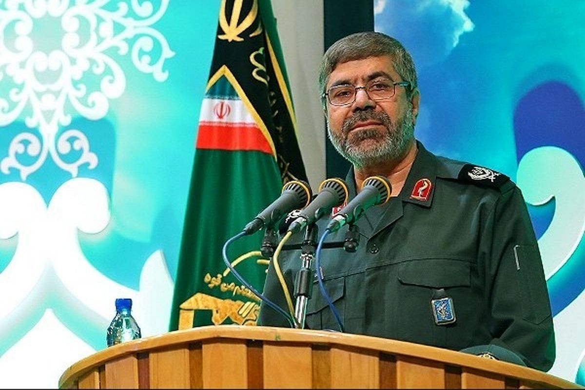 سخنگوی سپاه: اگر مسافرت 5 هزار نفر به وان ترکیه در عید فطر، رفاه نیست پس چیست؟/ همه ملت ایران هم تا کمر در سطل آشغال آویزان نیستند سخنگوی سپاه: اگر مسافرت 5 هزار نفر به وان ترکیه در عید فطر، رفاه نیست پس چیست؟/ همه ملت ایران هم تا کمر در سطل آشغال آویزان نیستند