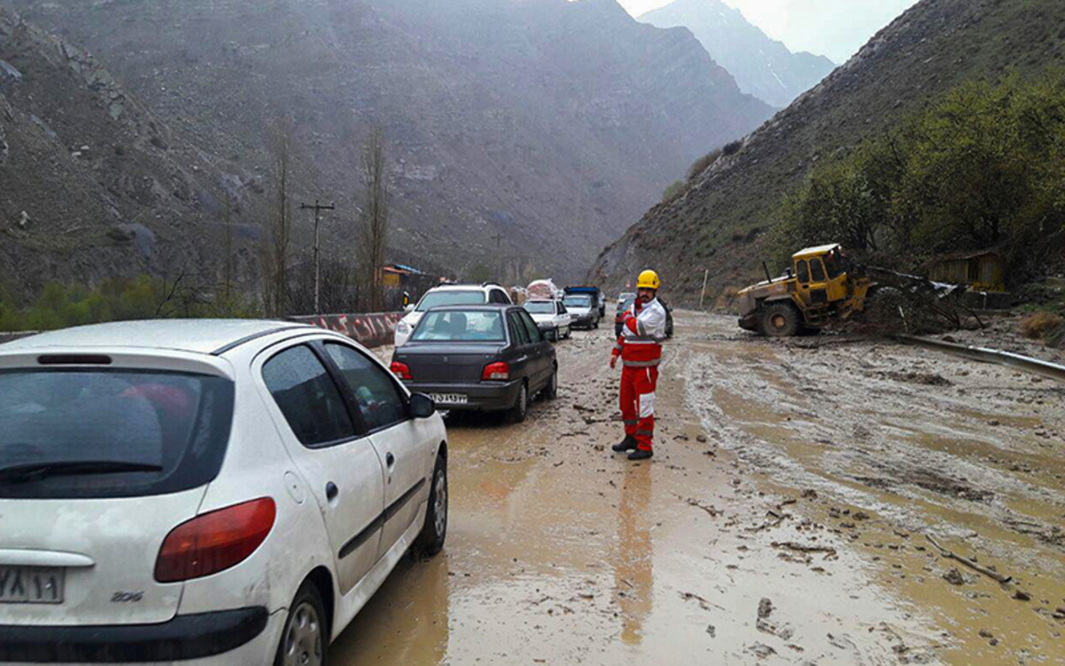 وضعیت جادهها و راهها، امروز ۶ مرداد ۱۴۰۱ / انسداد ۹ جاده به علت بارش باران و سیل وضعیت جادهها و راهها، امروز ۶ مرداد ۱۴۰۱ / انسداد ۹ جاده به علت بارش باران و سیل