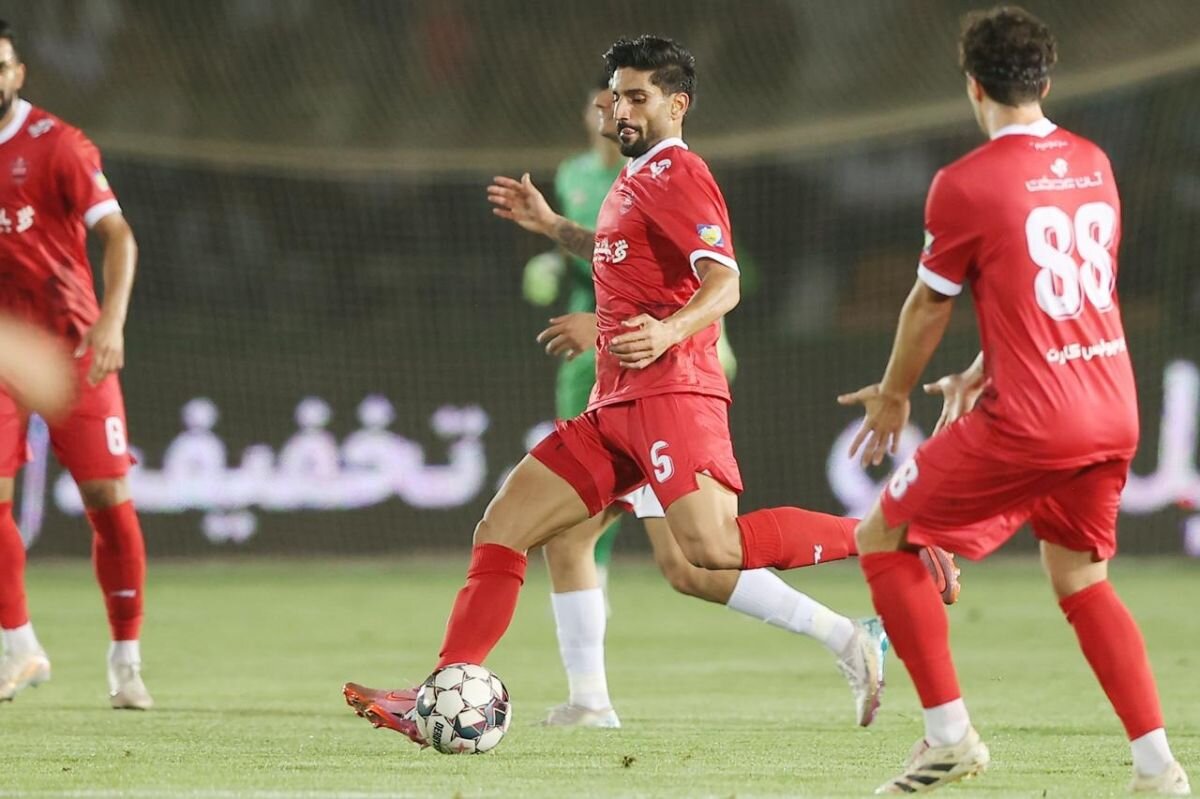 ضرر بزرگ پرسپولیس از لیست نهایی قلعهنویی! ضرر بزرگ پرسپولیس از لیست نهایی قلعهنویی!